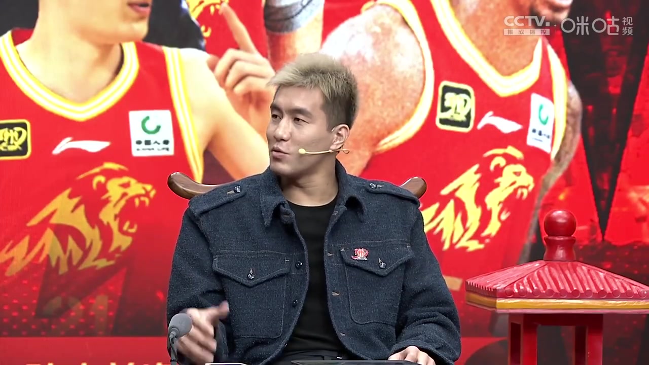 郭艾伦：经历万难终于夺冠都是很感动的 恭喜广厦用努力换得荣誉